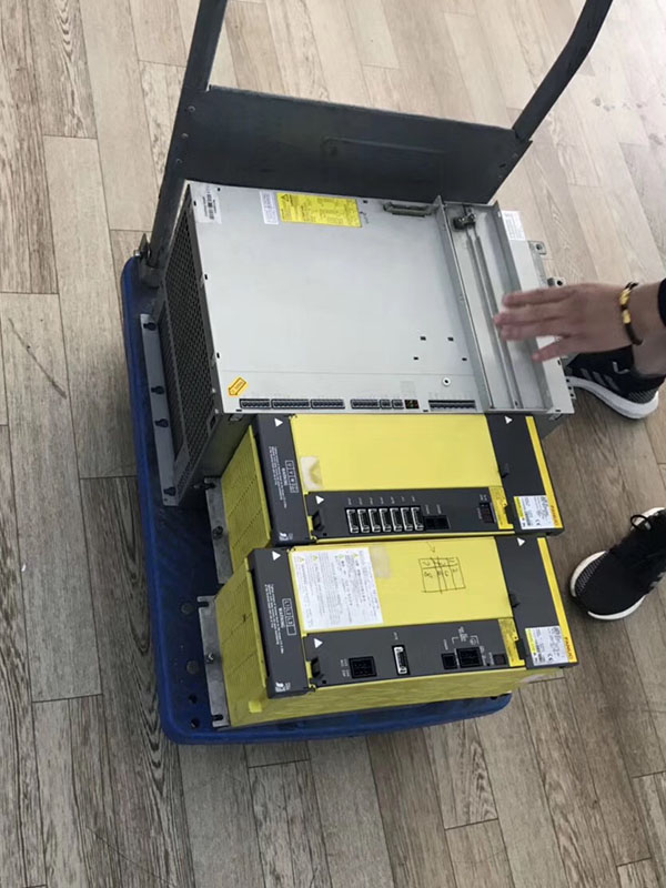 伺服驅(qū)動(dòng)